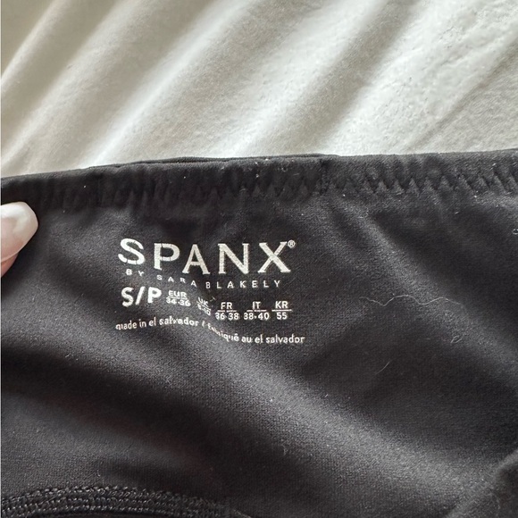 Spanx Booty Boost Active Leggings size S - Picture 7 of 9